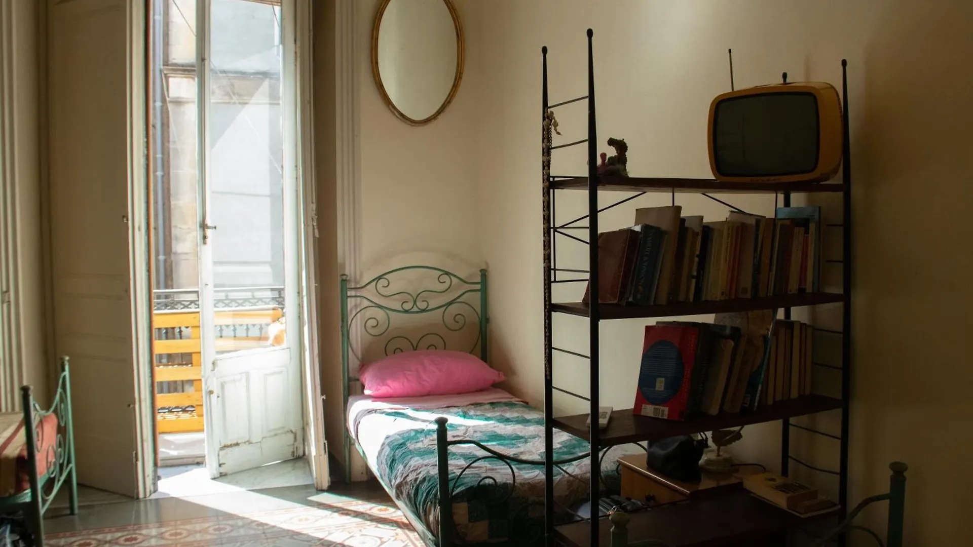 Casa Verdi - House Of Travelers 카타니아