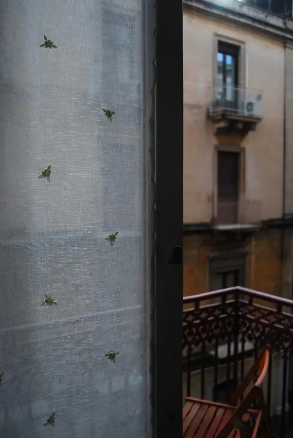 Casa Verdi - House Of Travelers 카타니아